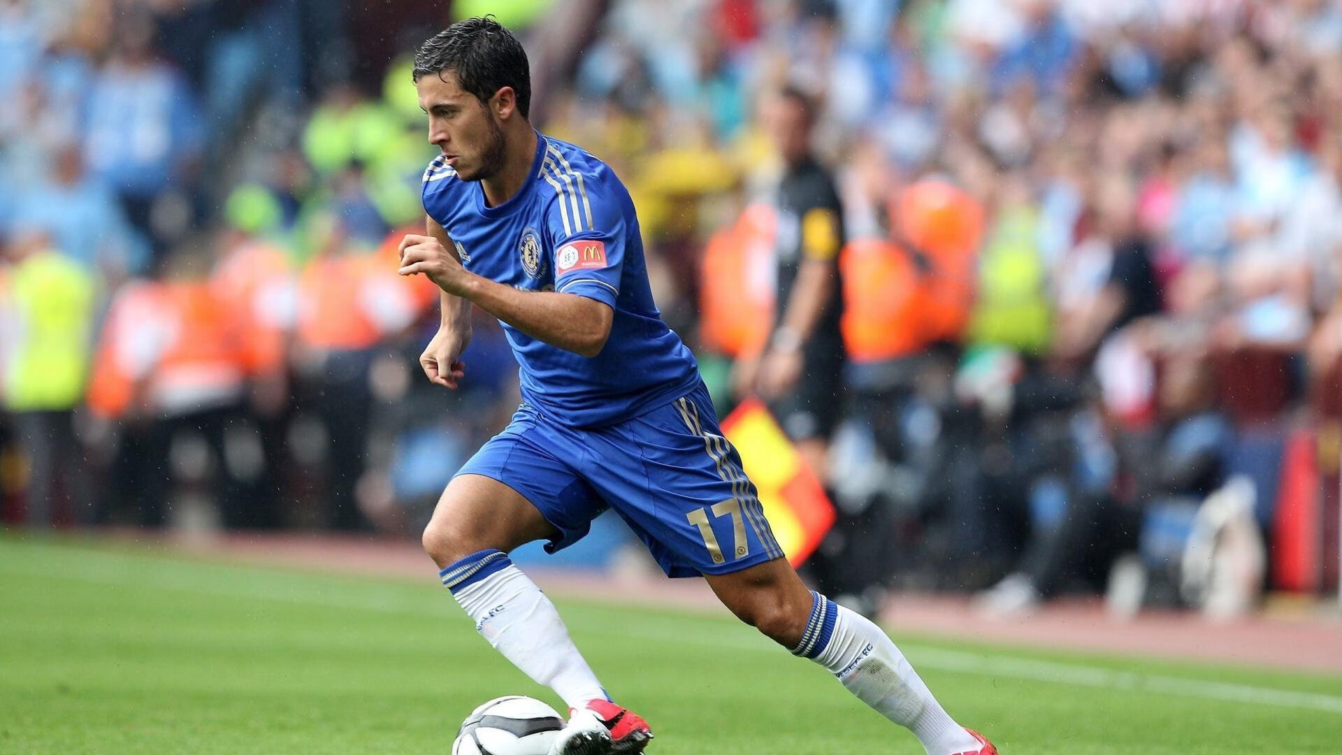 哈兰德梅开二度，曼城3-1完胜伯恩茅斯，谢尔基表现抢眼，哈兰德穿曼城球衣